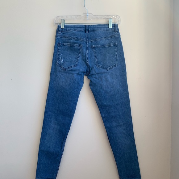 H&M Skinny Jeans 💙 - Picture 6 of 6